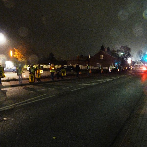 07.November 2011 0018.JPG - Mahnwache in Bredstedt am 7.11.2011 einen Abend bevor der Vermittlungsausschuss über das CCS Gesetz tagt